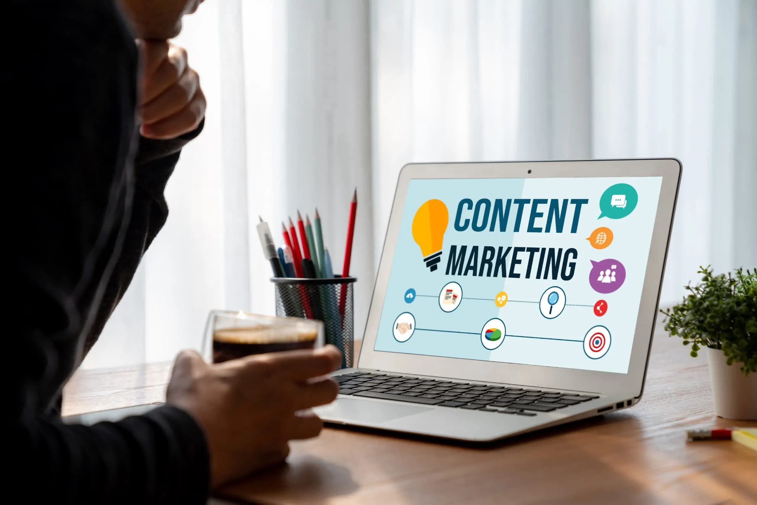 Content marketing laptop